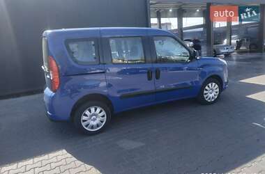 Минивэн Opel Combo 2012 в 
