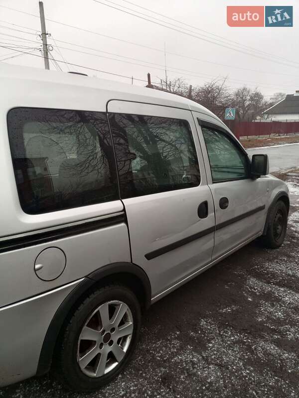 Минивэн Opel Combo 2006 в Полтаве
