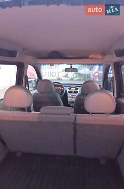 Минивэн Opel Combo 2004 в 