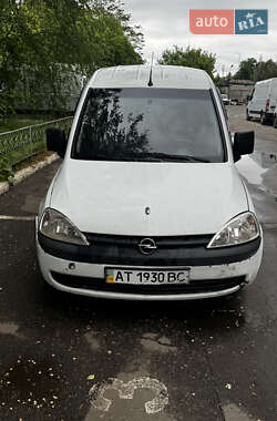 Минивэн Opel Combo 2004 в 