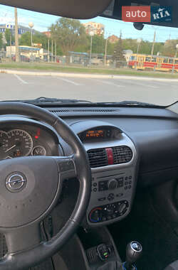 Минивэн Opel Combo 2010 в 