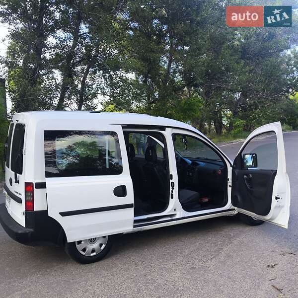 Минивэн Opel Combo 2008 в Днепре