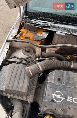 Грузовой фургон Opel Combo 2007 в 
