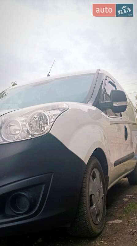 Opel Combo 2012
