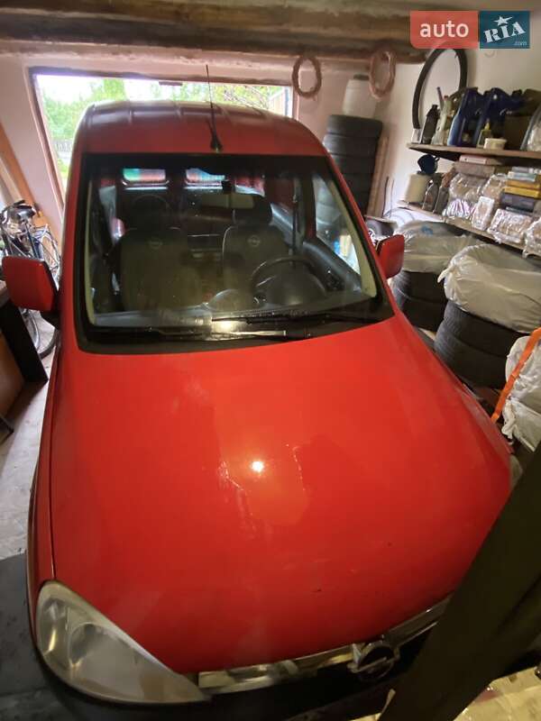 Грузовой фургон Opel Combo 2005 в Полонном