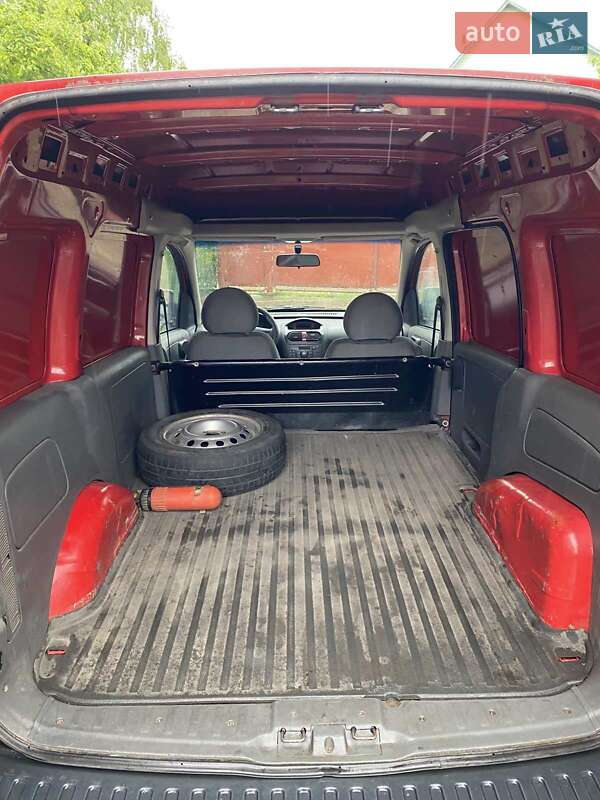 Грузовой фургон Opel Combo 2005 в Полонном