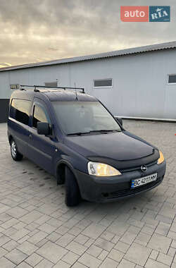 Грузовой фургон Opel Combo 2006 в Калуше