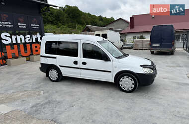 Минивэн Opel Combo 2007 в 