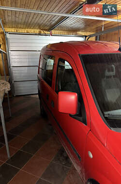 Грузовой фургон Opel Combo 2011 в 