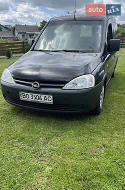 Минивэн Opel Combo 2003 в 