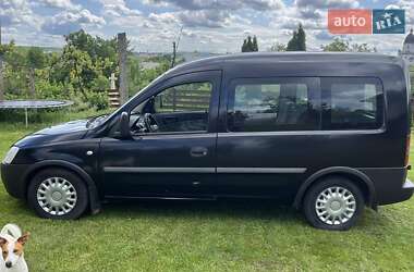 Минивэн Opel Combo 2003 в 
