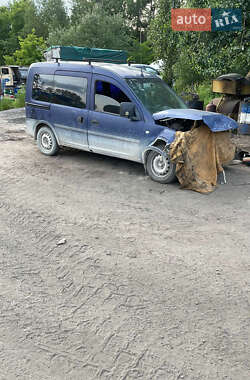 Минивэн Opel Combo 2004 в 