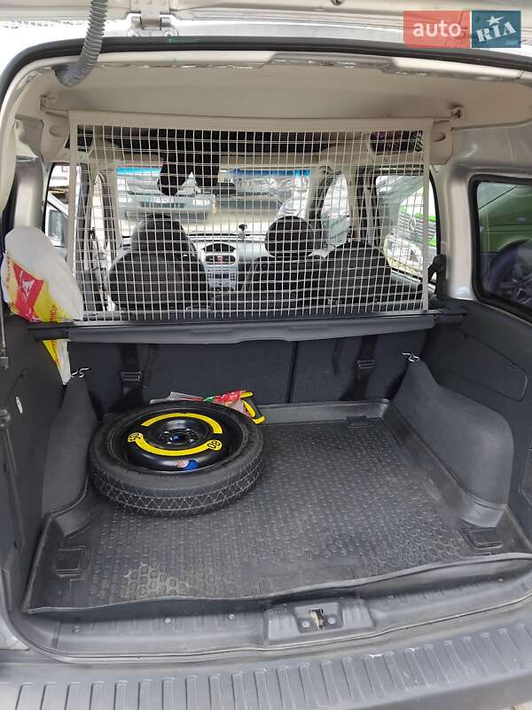 Мінівен Opel Combo 2006 в Києві