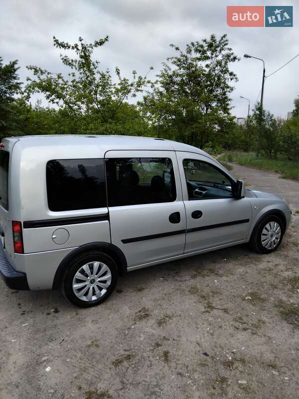 Мінівен Opel Combo 2006 в Києві