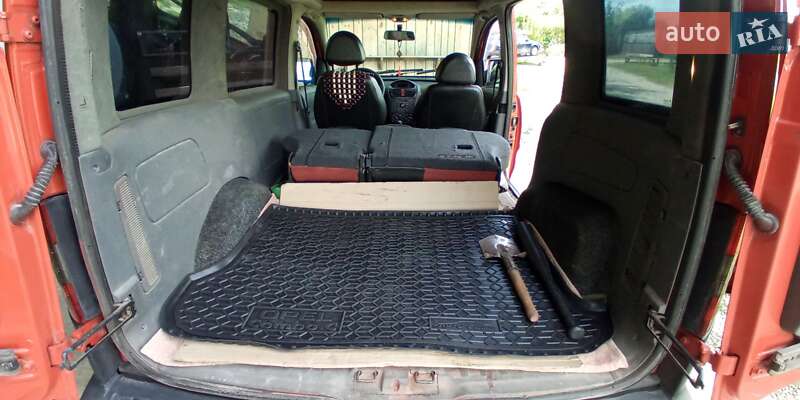 Мінівен Opel Combo 2005 в Пулинах