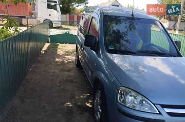 Минивэн Opel Combo 2007 в 