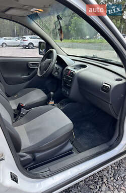 Минивэн Opel Combo 2009 в 