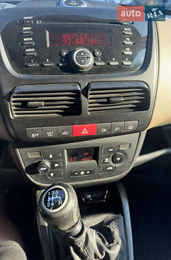 Минивэн Opel Combo 2012 в 