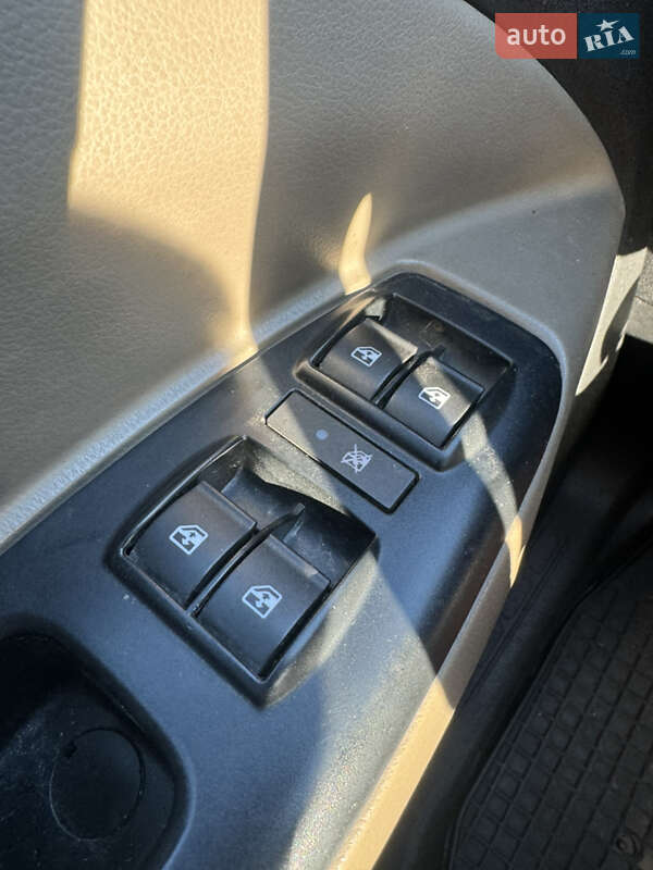 Мінівен Opel Combo 2012 в Рівному