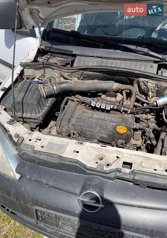 Мінівен Opel Combo 2008 в Чернівцях