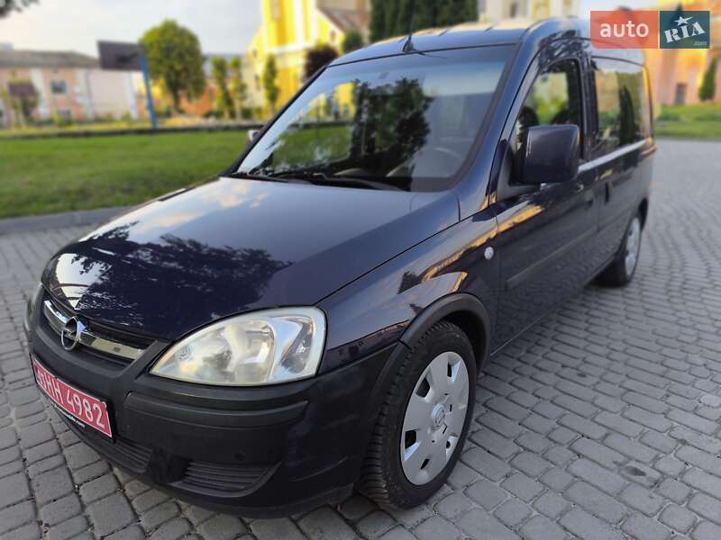 Мінівен Opel Combo 2009 в Кременці