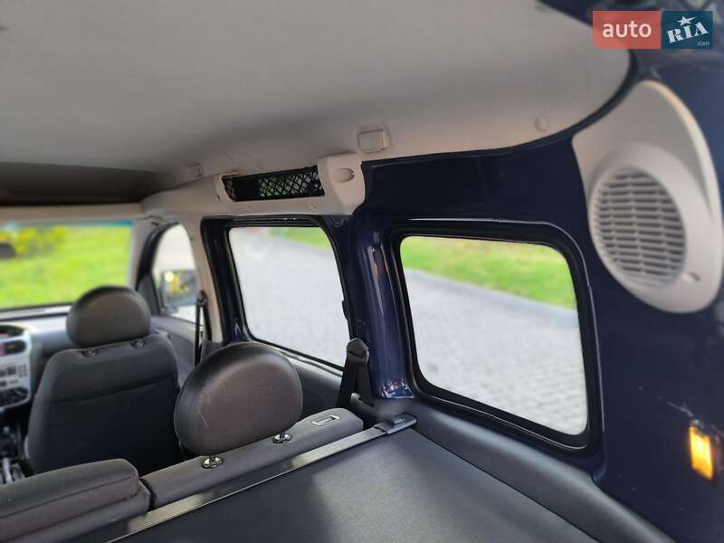 Мінівен Opel Combo 2009 в Кременці