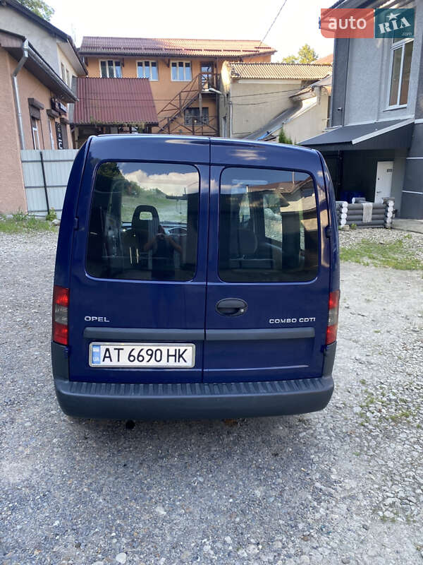 Минивэн Opel Combo 2010 в Галиче