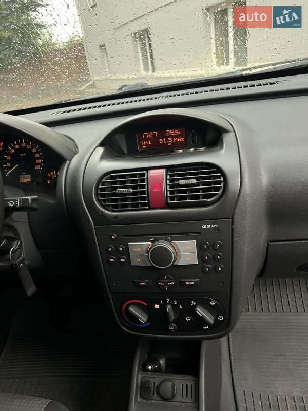 Минивэн Opel Combo 2011 в Черновцах