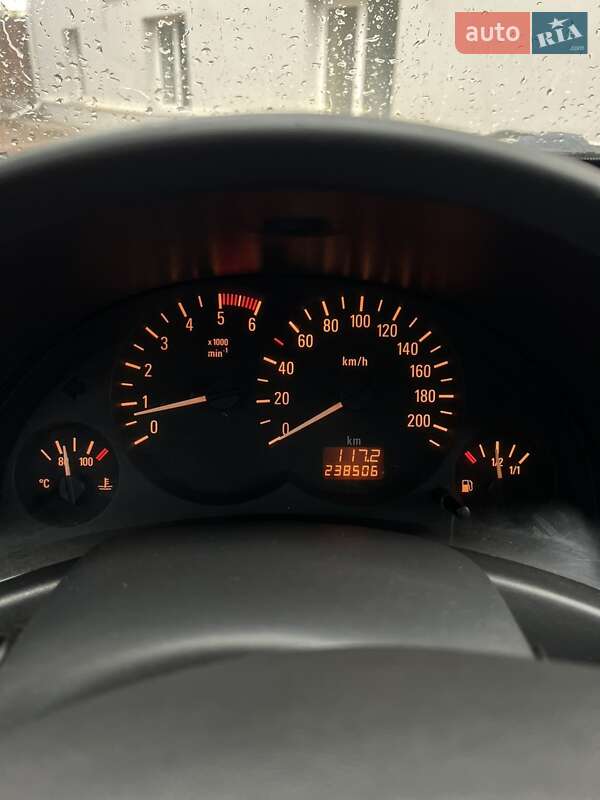 Минивэн Opel Combo 2011 в Черновцах