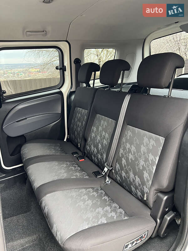 Минивэн Opel Combo 2013 в Тульчине