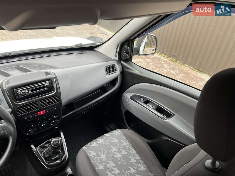 Минивэн Opel Combo 2013 в Тульчине