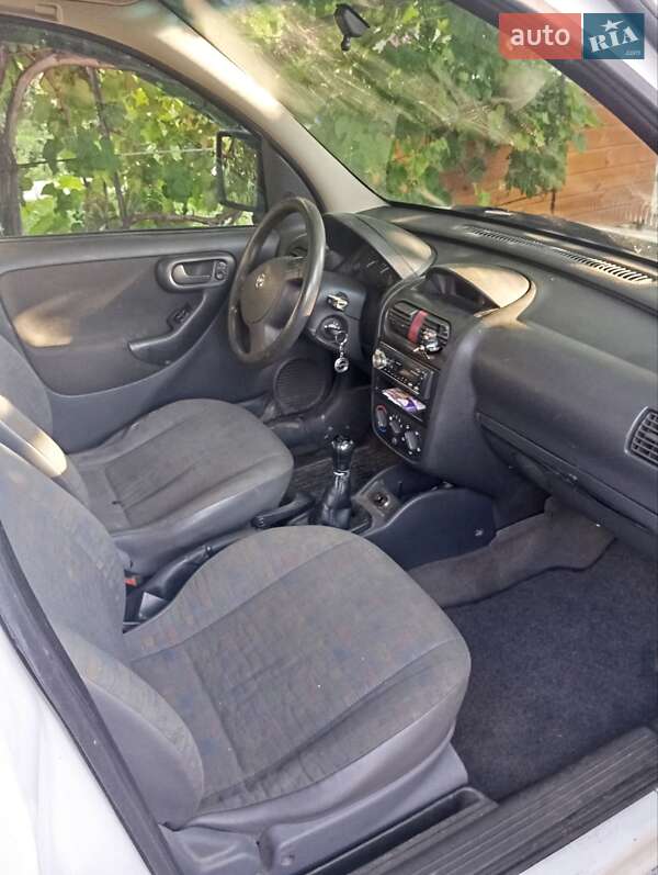 Минивэн Opel Combo 2006 в Обарове