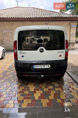 Грузовой фургон Opel Combo 2013 в 