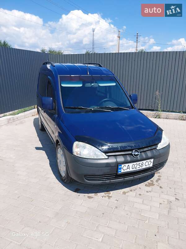 Opel Combo 2010