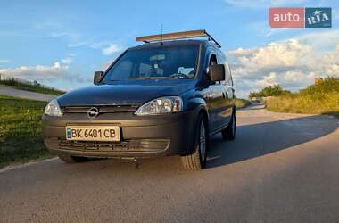 Мінівен Opel Combo 2002 в Рівному