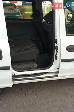 Минивэн Opel Combo 2010 в 