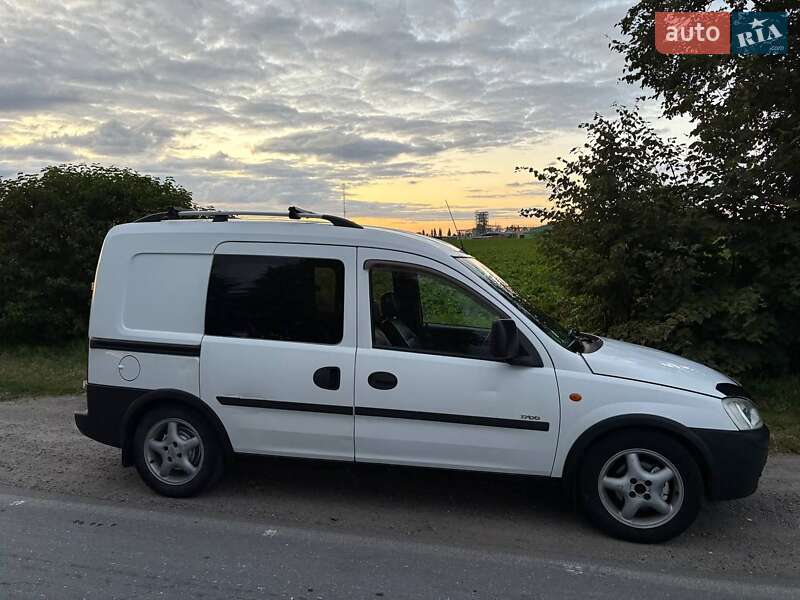 Мінівен Opel Combo 2002 в Козятині