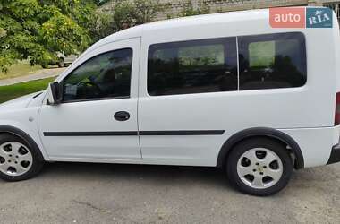 Минивэн Opel Combo 2009 в Полтаве