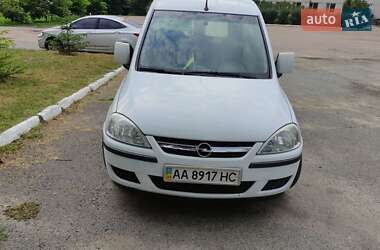 Минивэн Opel Combo 2009 в 