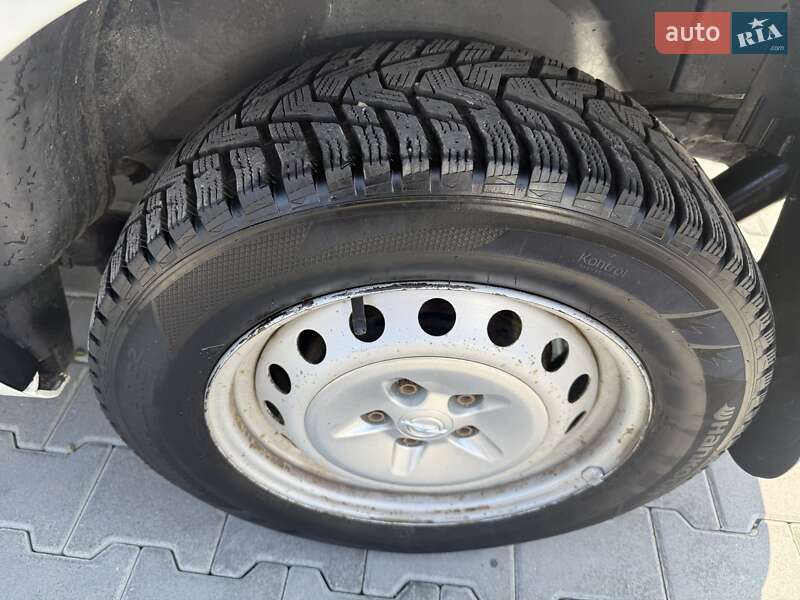 Грузовой фургон Opel Combo 2014 в Черновцах