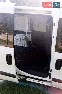 Грузовой фургон Opel Combo 2013 в 