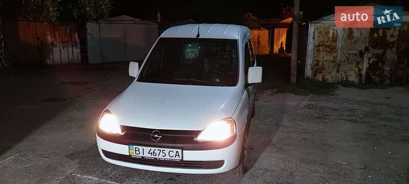 Минивэн Opel Combo 2006 в Кременчуге