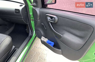 Минивэн Opel Combo 2009 в 
