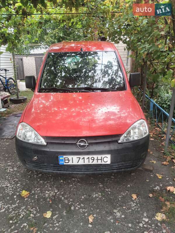 Минивэн Opel Combo 2006 в 