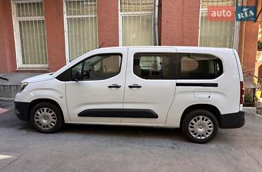 Минивэн Opel Combo 2022 в 