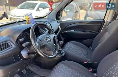 Минивэн Opel Combo 2012 в 