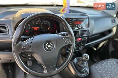Минивэн Opel Combo 2012 в 