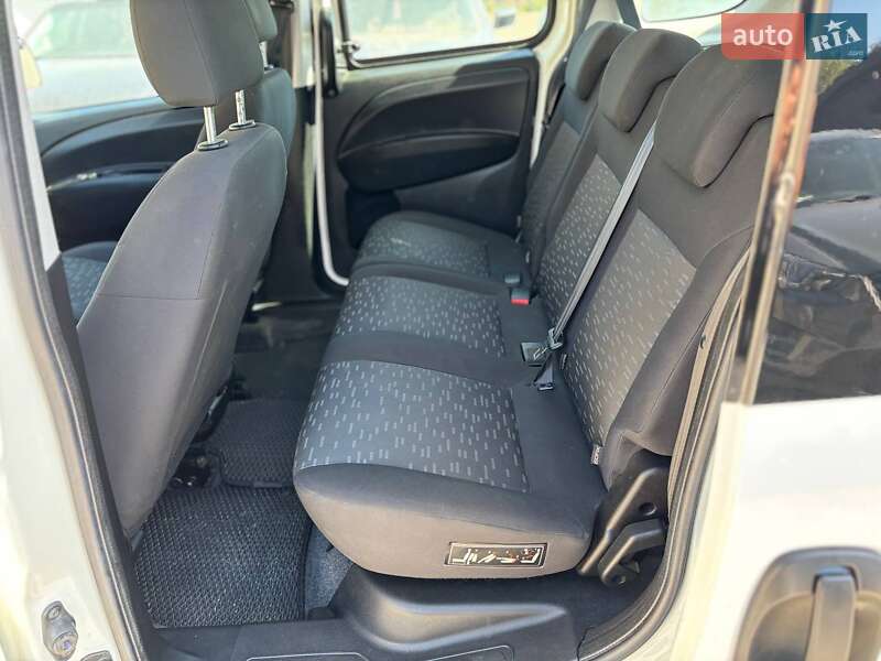 Минивэн Opel Combo 2012 в Коломые