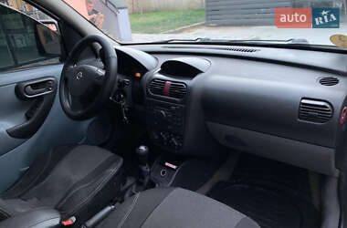 Минивэн Opel Combo 2005 в 