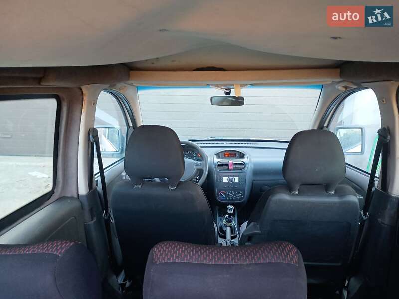 Минивэн Opel Combo 2008 в Синельниково